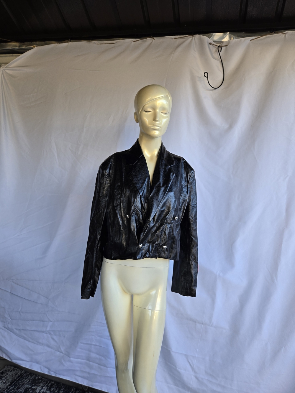 Ann AndelmanBlack Faux Leather Cropped Jacket - Women's